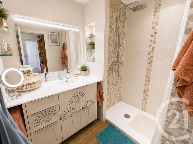Appartement F3 à vendre - 3 pièces - 75.0 m2 - TOULOUSE - 31 - MIDI-PYRENEES - Century 21 Les Minimes