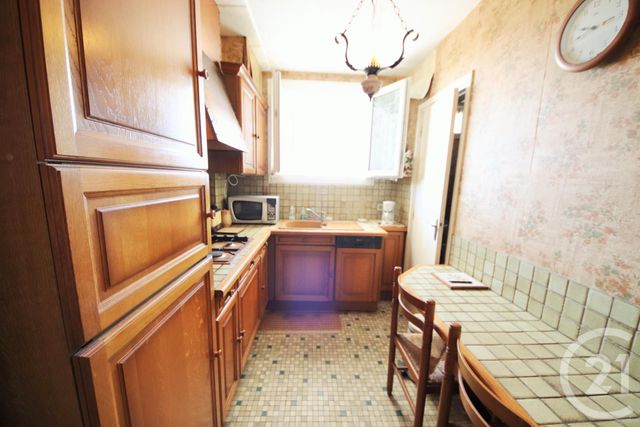 Afficher la photo en grand Appartement T4 à vendre - 4 pièces - 69.61 m2 - TOULOUSE - 31 - MIDI-PYRENEES - Century 21 Les Minimes