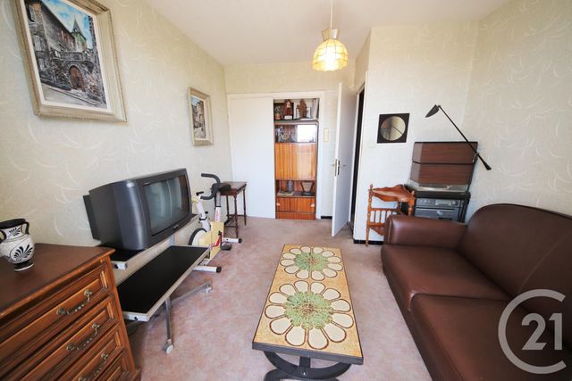 Afficher la photo en grand Appartement T4 à vendre - 4 pièces - 69.61 m2 - TOULOUSE - 31 - MIDI-PYRENEES - Century 21 Les Minimes