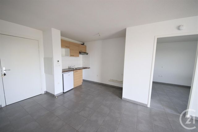 Afficher la photo en grand appartement à vendre - 2 pièces - 44.0 m2 - TOULOUSE - 31 - MIDI-PYRENEES - Century 21 Les Minimes