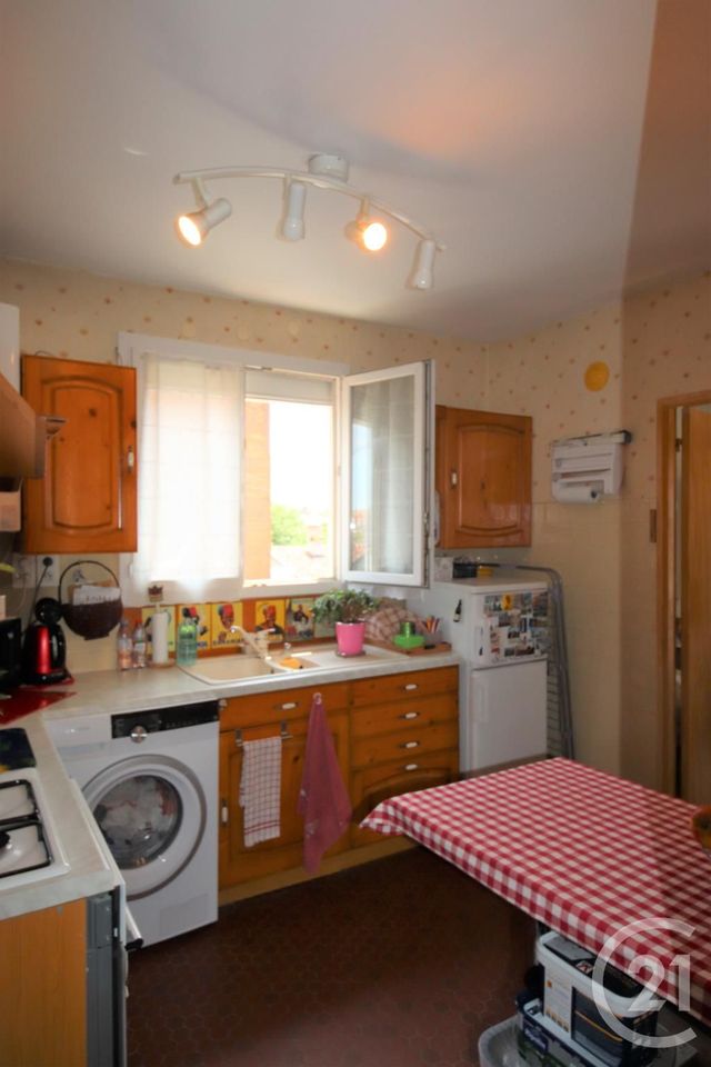 Appartement T2 à vendre - 2 pièces - 60.21 m2 - TOULOUSE - 31 - MIDI-PYRENEES - Century 21 Les Minimes Appartement T2 à vendre - 2 pièces - 60.21 m2 - TOULOUSE - 31 - MIDI-PYRENEES - Century 21 Les Minimes