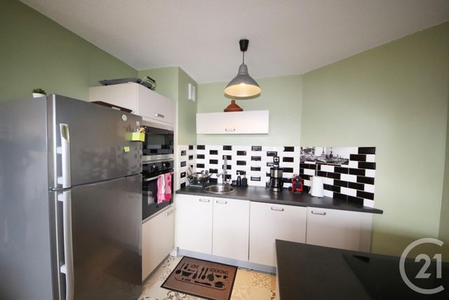 Appartement T2 à vendre - 2 pièces - 47.74 m2 - TOULOUSE - 31 - MIDI-PYRENEES - Century 21 Les Minimes Appartement T2 à vendre - 2 pièces - 47.74 m2 - TOULOUSE - 31 - MIDI-PYRENEES - Century 21 Les Minimes