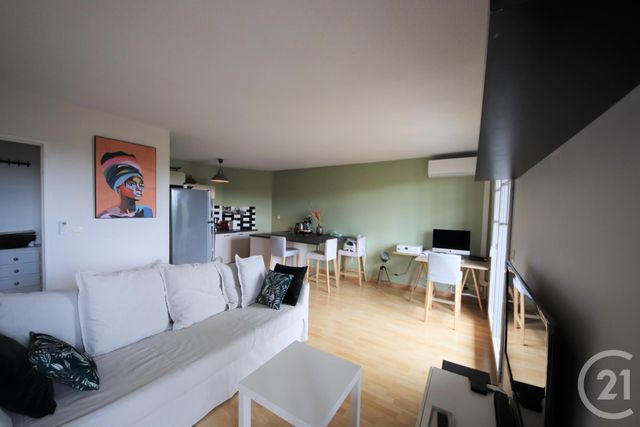 Appartement T2 à vendre - 2 pièces - 47.74 m2 - TOULOUSE - 31 - MIDI-PYRENEES - Century 21 Les Minimes Appartement T2 à vendre - 2 pièces - 47.74 m2 - TOULOUSE - 31 - MIDI-PYRENEES - Century 21 Les Minimes