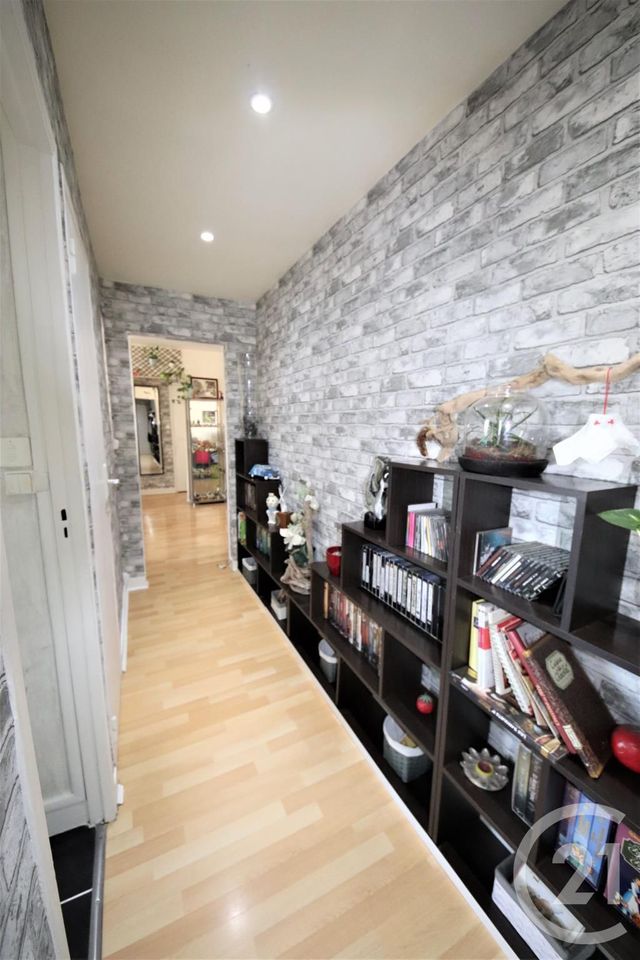 Appartement T4 à vendre - 4 pièces - 76.53 m2 - TOULOUSE - 31 - MIDI-PYRENEES - Century 21 Les Minimes Appartement T4 à vendre - 4 pièces - 76.53 m2 - TOULOUSE - 31 - MIDI-PYRENEES - Century 21 Les Minimes