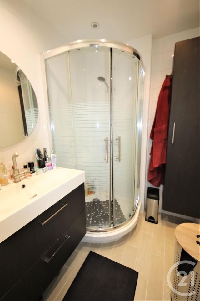 Appartement T4 à vendre - 4 pièces - 76.53 m2 - TOULOUSE - 31 - MIDI-PYRENEES - Century 21 Les Minimes Appartement T4 à vendre - 4 pièces - 76.53 m2 - TOULOUSE - 31 - MIDI-PYRENEES - Century 21 Les Minimes