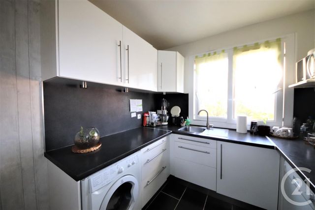 Appartement T4 à vendre - 4 pièces - 76.53 m2 - TOULOUSE - 31 - MIDI-PYRENEES - Century 21 Les Minimes Appartement T4 à vendre - 4 pièces - 76.53 m2 - TOULOUSE - 31 - MIDI-PYRENEES - Century 21 Les Minimes