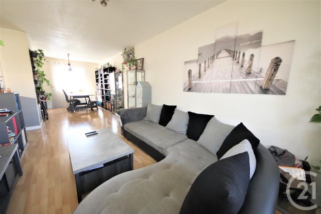 Appartement T4 à vendre - 4 pièces - 76.53 m2 - TOULOUSE - 31 - MIDI-PYRENEES - Century 21 Les Minimes Appartement T4 à vendre - 4 pièces - 76.53 m2 - TOULOUSE - 31 - MIDI-PYRENEES - Century 21 Les Minimes
