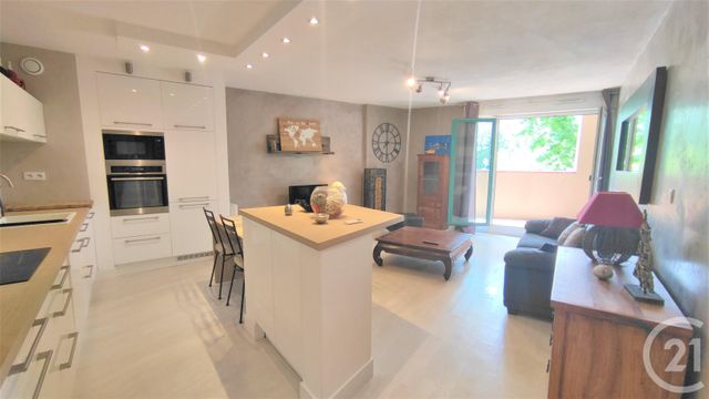 Appartement T2 à louer - 2 pièces - 49.56 m2 - TOULOUSE - 31 - MIDI-PYRENEES - Century 21 Les Minimes Appartement T2 à louer - 2 pièces - 49.56 m2 - TOULOUSE - 31 - MIDI-PYRENEES - Century 21 Les Minimes