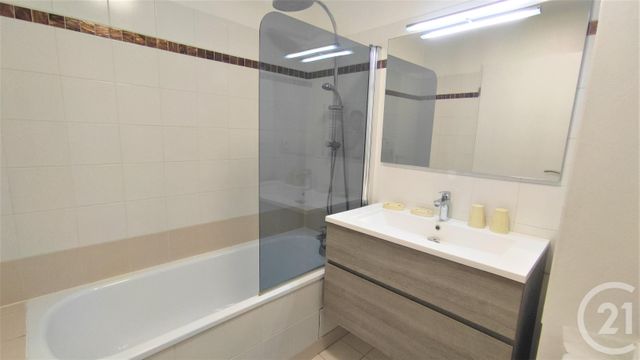 Appartement T2 à louer - 2 pièces - 49.56 m2 - TOULOUSE - 31 - MIDI-PYRENEES - Century 21 Les Minimes Appartement T2 à louer - 2 pièces - 49.56 m2 - TOULOUSE - 31 - MIDI-PYRENEES - Century 21 Les Minimes