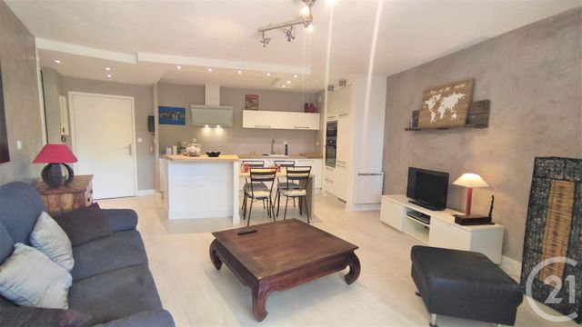 Appartement T2 à louer - 2 pièces - 49.56 m2 - TOULOUSE - 31 - MIDI-PYRENEES - Century 21 Les Minimes Appartement T2 à louer - 2 pièces - 49.56 m2 - TOULOUSE - 31 - MIDI-PYRENEES - Century 21 Les Minimes