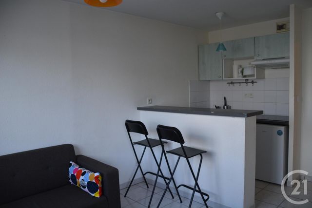 Appartement T2 à louer - 2 pièces - 30.12 m2 - TOULOUSE - 31 - MIDI-PYRENEES - Century 21 Les Minimes Appartement T2 à louer - 2 pièces - 30.12 m2 - TOULOUSE - 31 - MIDI-PYRENEES - Century 21 Les Minimes