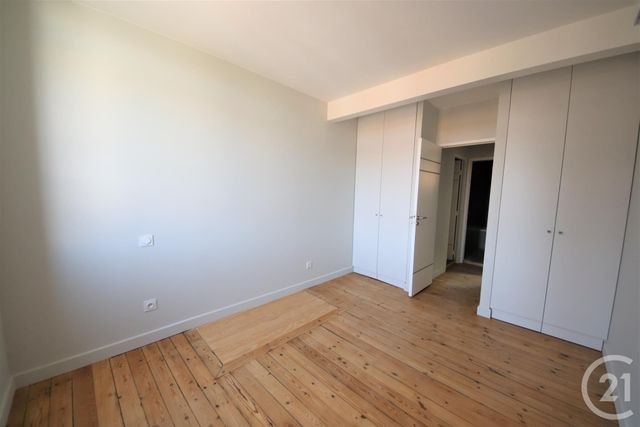 Afficher la photo en grand Appartement T4 à vendre - 4 pièces - 97.68 m2 - TOULOUSE - 31 - MIDI-PYRENEES - Century 21 Les Minimes