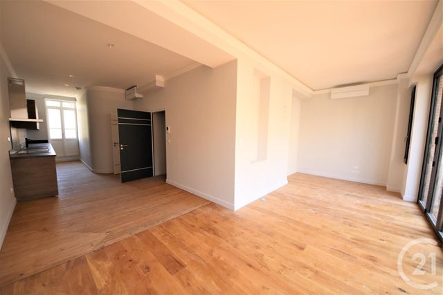 Afficher la photo en grand Appartement T3 à vendre - 3 pièces - 66.57 m2 - TOULOUSE - 31 - MIDI-PYRENEES - Century 21 Les Minimes
