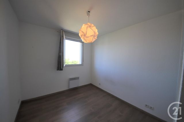 Afficher la photo en grand Appartement T3 à vendre - 3 pièces - 64.84 m2 - TOULOUSE - 31 - MIDI-PYRENEES - Century 21 Les Minimes