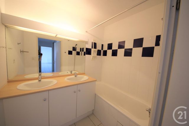 Afficher la photo en grand Appartement T3 à vendre - 3 pièces - 64.84 m2 - TOULOUSE - 31 - MIDI-PYRENEES - Century 21 Les Minimes
