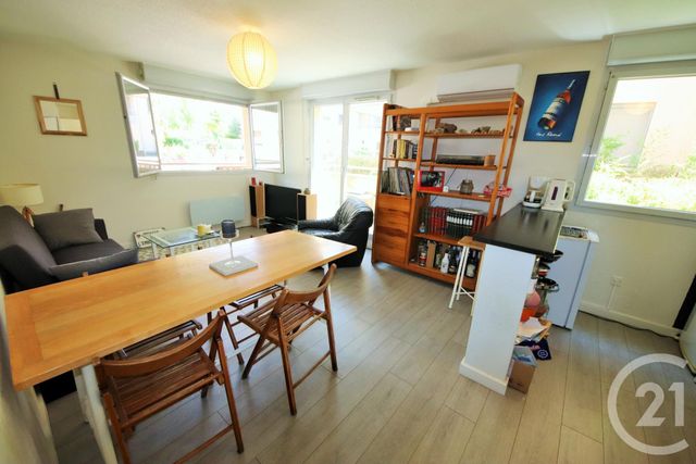 Appartement T3 à vendre - 3 pièces - 51.1 m2 - TOULOUSE - 31 - MIDI-PYRENEES - Century 21 Les Minimes