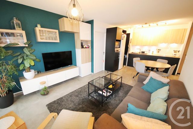 Appartement T3 à vendre - 3 pièces - 59.74 m2 - TOULOUSE - 31 - MIDI-PYRENEES - Century 21 Les Minimes