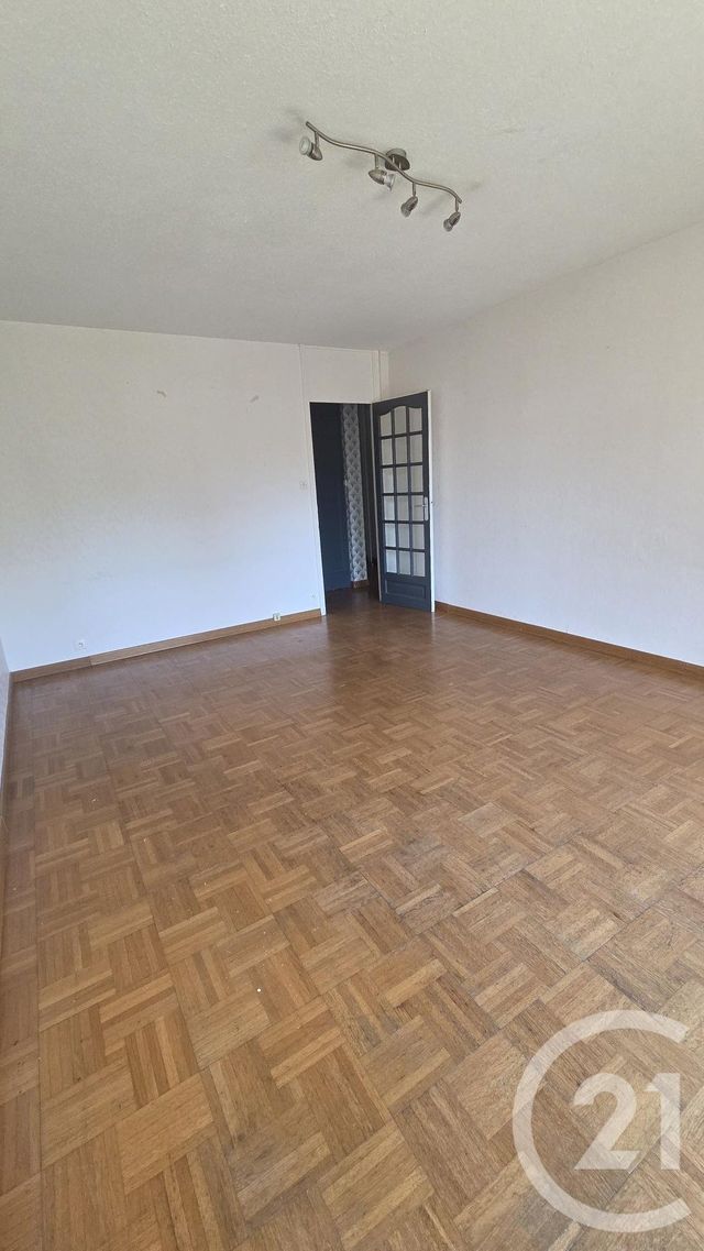 Appartement F3 à vendre - 3 pièces - 62.0 m2 - TOULOUSE - 31 - MIDI-PYRENEES - Century 21 Les Minimes