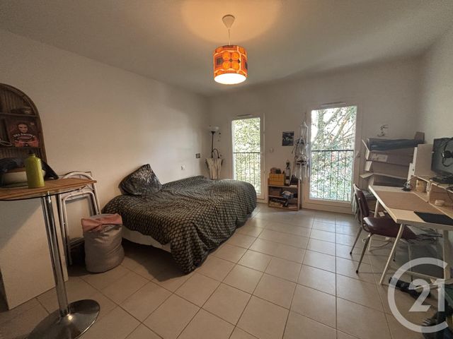 Appartement T1 à louer - 1 pièce - 28.0 m2 - TOULOUSE - 31 - MIDI-PYRENEES - Century 21 Les Minimes