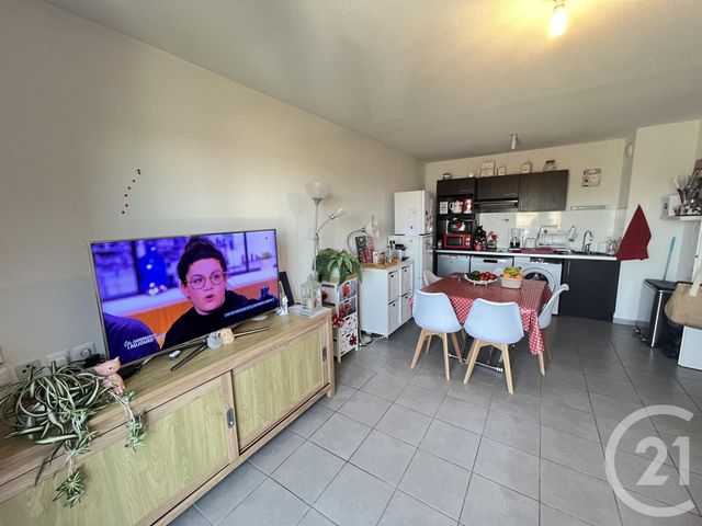 Appartement à vendre - 2 pièces - 42.0 m2 - ST GENIES BELLEVUE - 31 - MIDI-PYRENEES - Century 21 Les Minimes