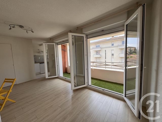 Appartement T1 à louer - 1 pièce - 28.6 m2 - BLAGNAC - 31 - MIDI-PYRENEES - Century 21 Les Minimes