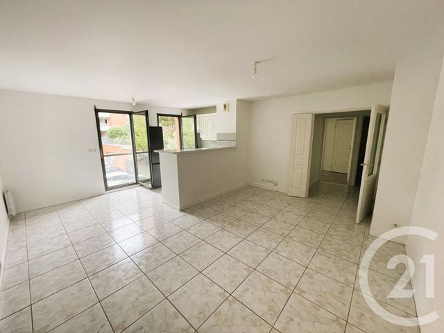 Afficher la photo en grand Appartement T3 à vendre - 3 pièces - 63.0 m2 - TOULOUSE - 31 - MIDI-PYRENEES - Century 21 Les Minimes