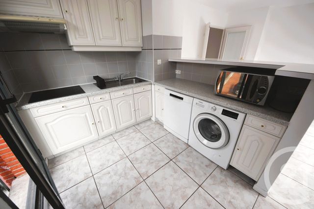 Afficher la photo en grand Appartement T3 à vendre - 3 pièces - 63.0 m2 - TOULOUSE - 31 - MIDI-PYRENEES - Century 21 Les Minimes
