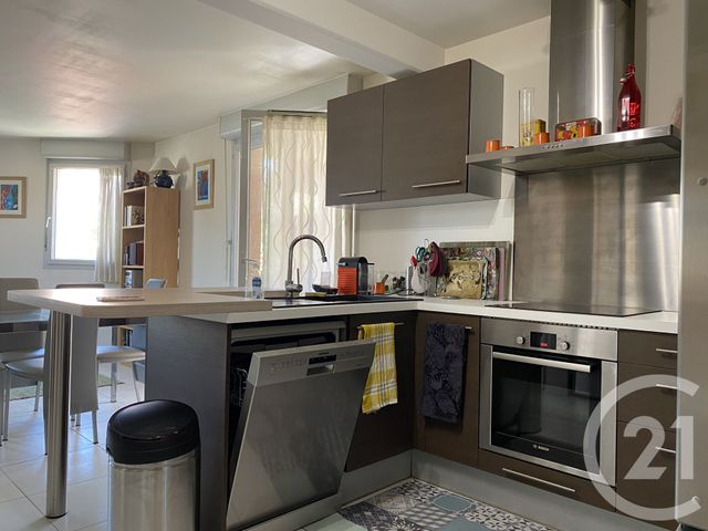 Appartement T4 à vendre - 4 pièces - 71.0 m2 - TOULOUSE - 31 - MIDI-PYRENEES - Century 21 Les Minimes