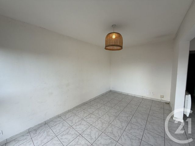 Afficher la photo en grand Appartement à vendre - 4 pièces - 76.56 m2 - TOULOUSE - 31 - MIDI-PYRENEES - Century 21 Les Minimes