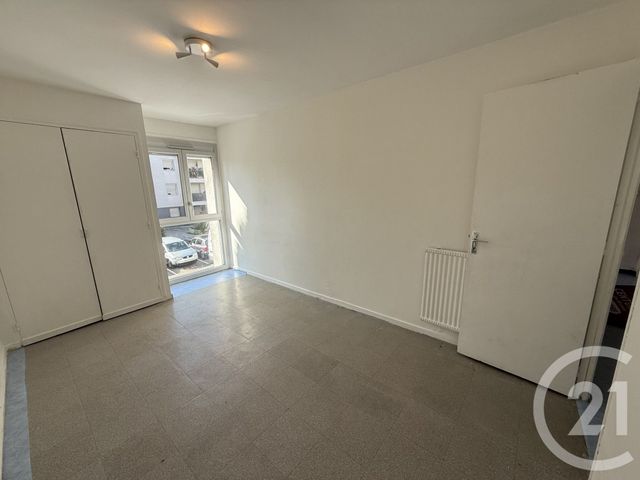 Appartement F3 à vendre - 3 pièces - 63.43 m2 - TOULOUSE - 31 - MIDI-PYRENEES - Century 21 Les Minimes