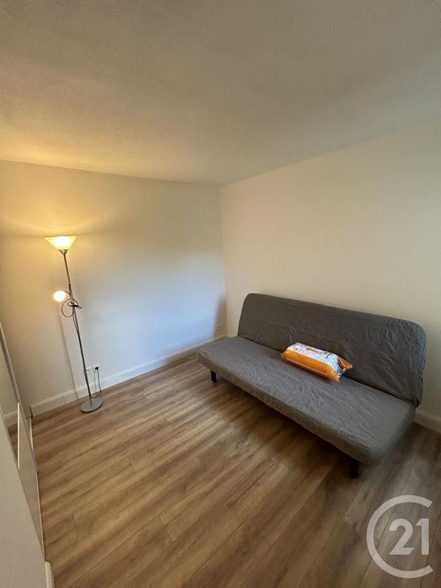 Appartement T3 à louer - 3 pièces - 61.07 m2 - TOULOUSE - 31 - MIDI-PYRENEES - Century 21 Les Minimes