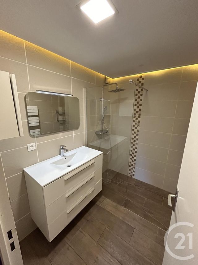 Appartement T3 à louer - 3 pièces - 61.07 m2 - TOULOUSE - 31 - MIDI-PYRENEES - Century 21 Les Minimes