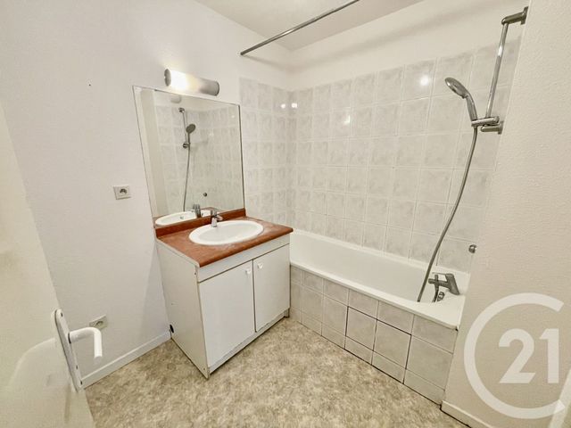 Appartement F3 à vendre - 3 pièces - 54.01 m2 - TOULOUSE - 31 - MIDI-PYRENEES - Century 21 Les Minimes