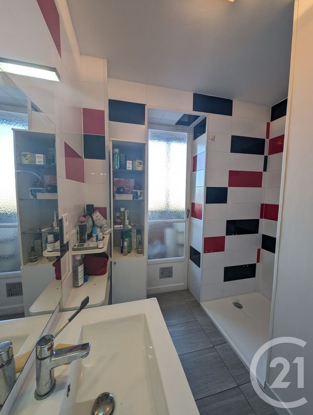 Appartement T4 à louer - 4 pièces - 77.56 m2 - TOULOUSE - 31 - MIDI-PYRENEES - Century 21 Les Minimes