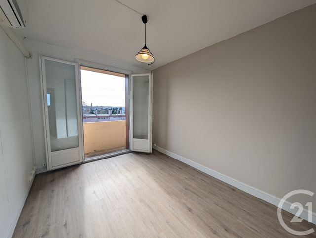 Appartement T4 à louer - 4 pièces - 77.56 m2 - TOULOUSE - 31 - MIDI-PYRENEES - Century 21 Les Minimes