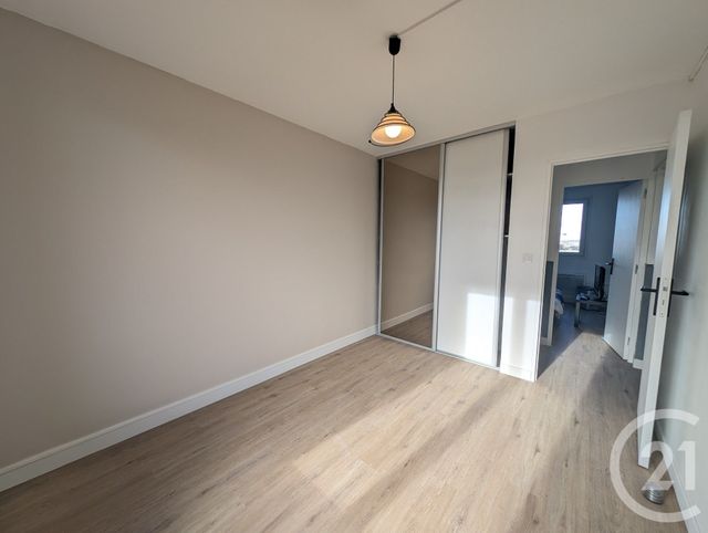 Appartement T4 à louer - 4 pièces - 77.56 m2 - TOULOUSE - 31 - MIDI-PYRENEES - Century 21 Les Minimes
