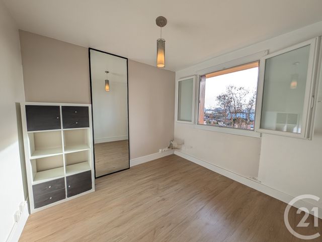 Appartement T4 à louer - 4 pièces - 77.56 m2 - TOULOUSE - 31 - MIDI-PYRENEES - Century 21 Les Minimes