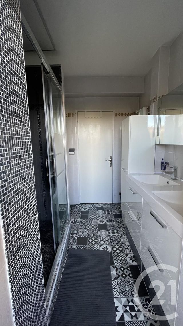 Appartement F4 à vendre - 4 pièces - 68.54 m2 - TOULOUSE - 31 - MIDI-PYRENEES - Century 21 Les Minimes