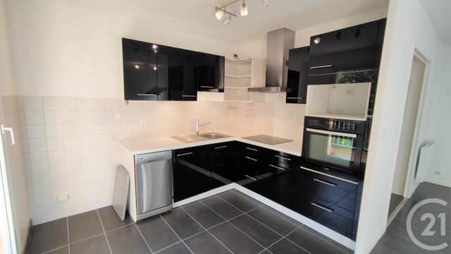 Appartement T3 à louer - 3 pièces - 63.31 m2 - TOULOUSE - 31 - MIDI-PYRENEES - Century 21 Les Minimes