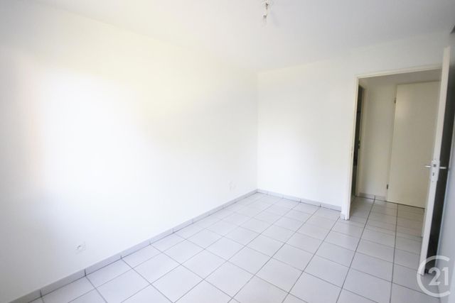 Appartement T2 à louer - 2 pièces - 42.02 m2 - TOULOUSE - 31 - MIDI-PYRENEES - Century 21 Les Minimes
