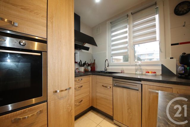 Appartement T3 à vendre - 3 pièces - 80.0 m2 - TOULOUSE - 31 - MIDI-PYRENEES - Century 21 Les Minimes