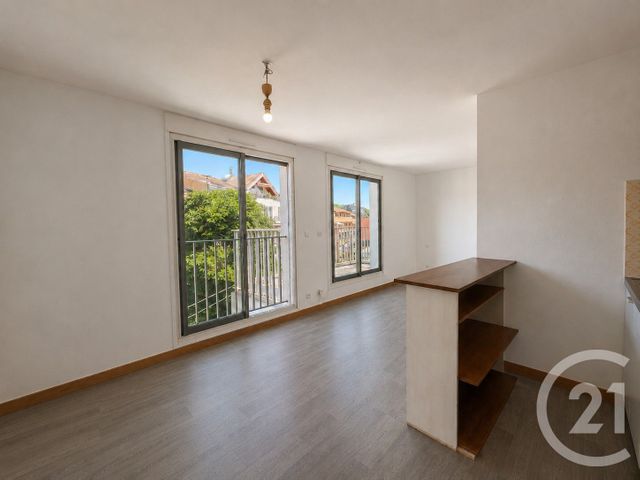 Appartement T1 à vendre - 1 pièce - 28.0 m2 - TOULOUSE - 31 - MIDI-PYRENEES - Century 21 Les Minimes