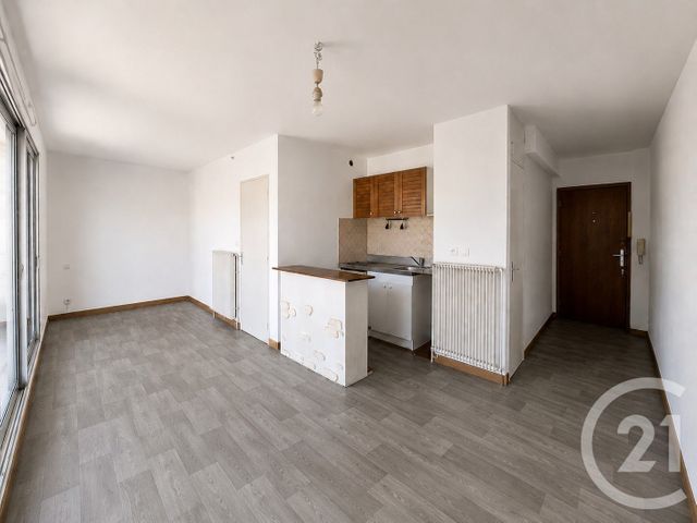 Appartement T1 à vendre - 1 pièce - 28.0 m2 - TOULOUSE - 31 - MIDI-PYRENEES - Century 21 Les Minimes