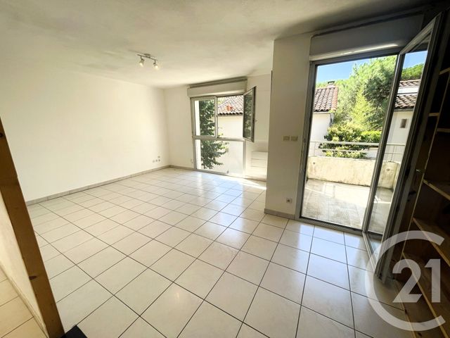 Appartement T2 à louer - 2 pièces - 45.0 m2 - TOULOUSE - 31 - MIDI-PYRENEES - Century 21 Les Minimes