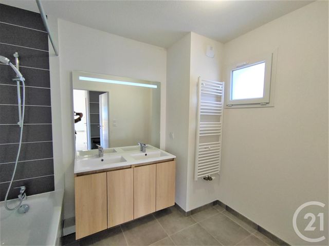 Appartement T3 à louer - 3 pièces - 70.08 m2 - TOULOUSE - 31 - MIDI-PYRENEES - Century 21 Les Minimes