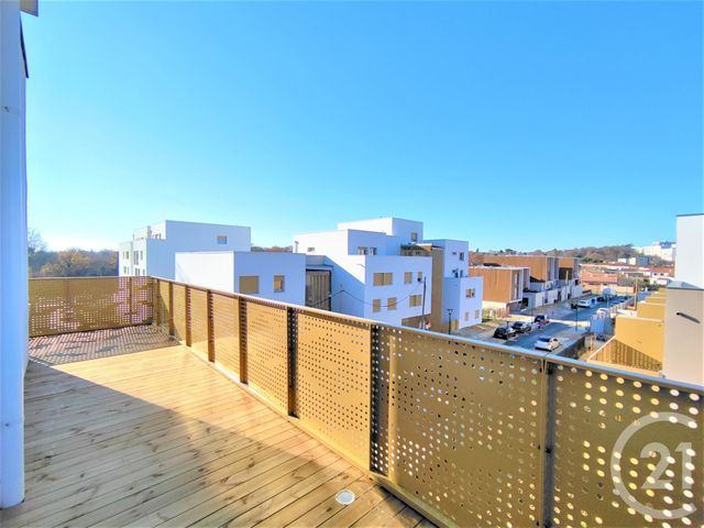 Appartement T3 à louer - 3 pièces - 70.08 m2 - TOULOUSE - 31 - MIDI-PYRENEES - Century 21 Les Minimes