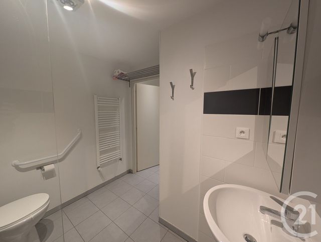 Appartement T1 à vendre - 1 pièce - 27.3 m2 - TOULOUSE - 31 - MIDI-PYRENEES - Century 21 Les Minimes