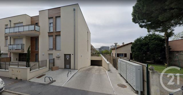 Appartement T3 à louer - 3 pièces - 63.62 m2 - TOULOUSE - 31 - MIDI-PYRENEES - Century 21 Les Minimes