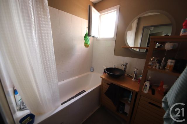 Appartement T3 à vendre - 3 pièces - 57.64 m2 - TOULOUSE - 31 - MIDI-PYRENEES - Century 21 Les Minimes