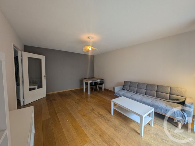 Appartement T2 à louer - 2 pièces - 49.39 m2 - TOULOUSE - 31 - MIDI-PYRENEES - Century 21 Les Minimes